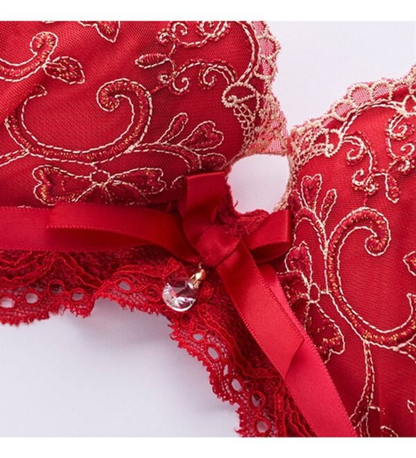 YU'NOW（ユナウ）の「ぷるるん谷間のノンワイヤーブラ＆ショーツ（ブラジャー＆ショーツセット）」｜詳細画像