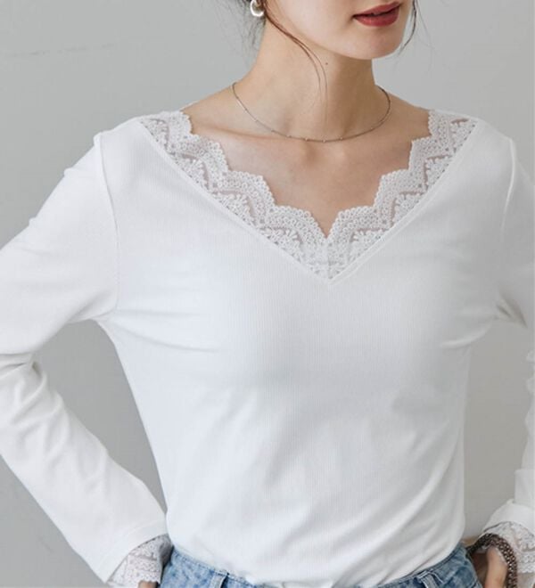 RANAN（ラナン）の「チュールレースＶネックリブロンＴＥＥ（カットソー）」｜詳細画像