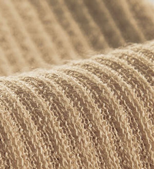 BELLUNA（ベルーナ）の「ウール調切替ボタン使いプルオーバー（カットソー）」｜詳細画像