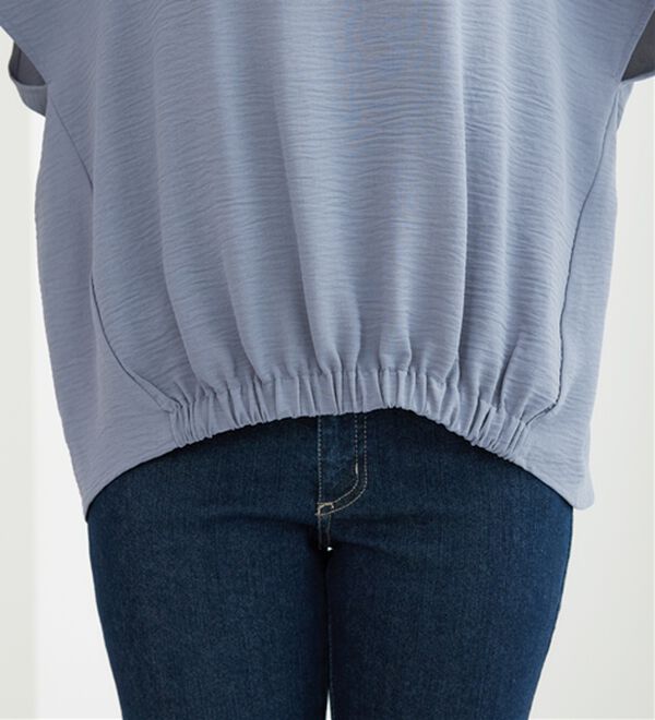 BELLUNA（ベルーナ）の「【2つの機能付き】お手入れ楽々！裾ギャザープルオーバー（ブラウス）」｜詳細画像