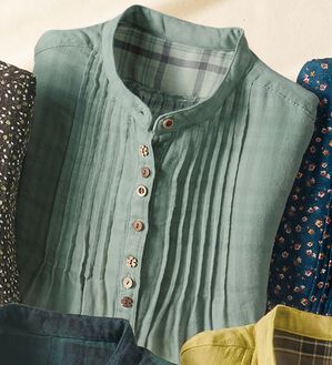 BELLUNA（ベルーナ）の「綿１００％ダブルガーゼオーバーブラウス（ブラウス）」｜セージ