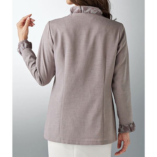 BELLUNA（ベルーナ）の「クリンプレース切替モチーフ使いブラウス（ブラウス）」｜詳細画像