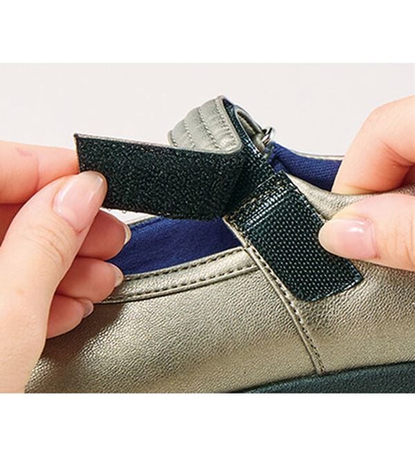 BELLUNA（ベルーナ）の「５Ｅ幅広外反母趾対応の甲ベルトシューズ（パンプス）」｜詳細画像