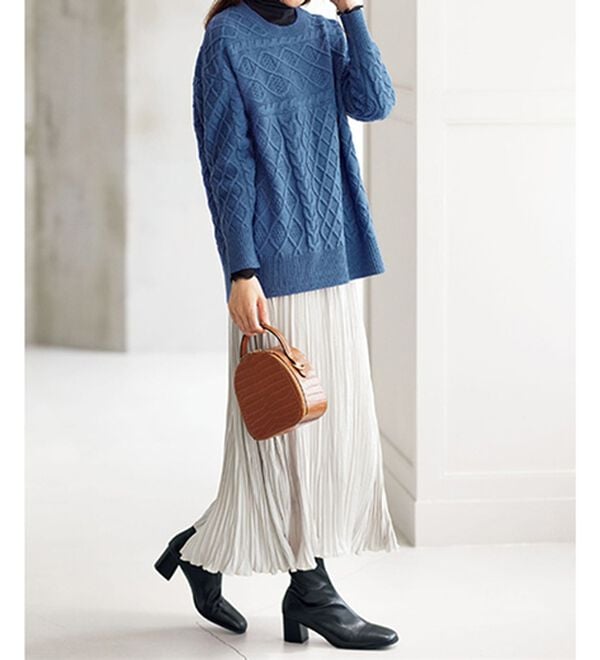 BELLUNA（ベルーナ）の「ゆったり着映える♪ケーブル柄編地変化セーター（ニット・セーター）」｜詳細画像