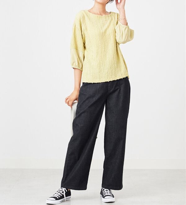 BELLUNA（ベルーナ）の「楊柳ストライプ刺しゅうブラウス（カットソー）」｜詳細画像