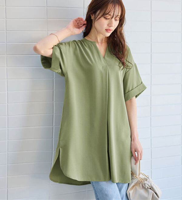 alotta（アロッタ）の「スキッパーとろみブラウスチュニック（ブラウス）」｜詳細画像