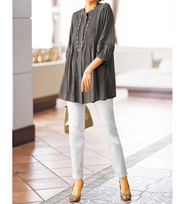 BELLUNA（ベルーナ）の「シアー素材レースピンタックシャツチュニック（チュニック）」｜詳細画像