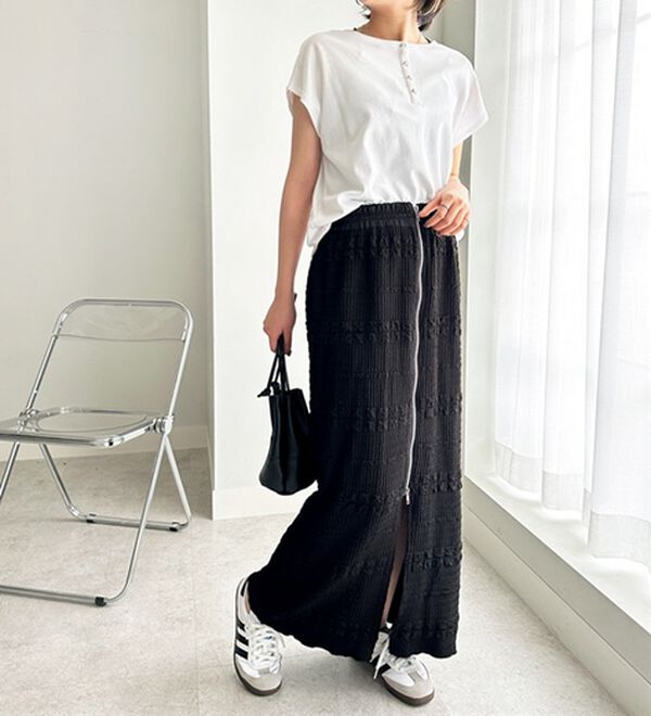 GeeRA（ジーラ）の「フロントジップカットスカート（ミニスカート）」｜詳細画像