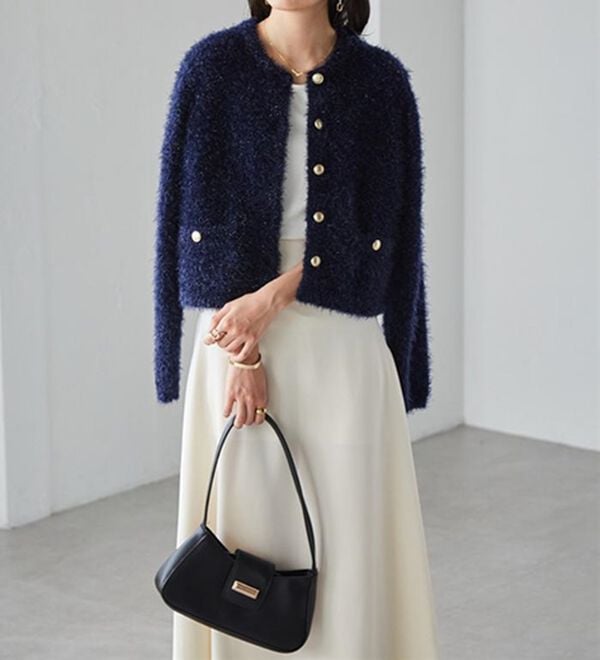 RANAN（ラナン）の「ゴールド調ボタンラメシャギーカーディガン（ニットカーディガン）」｜詳細画像