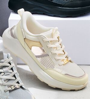 BELLUNA（ベルーナ）の「＜リラフィット＞さっと履ける軽量スニーカーサンダル（スニーカー）」｜ホワイト