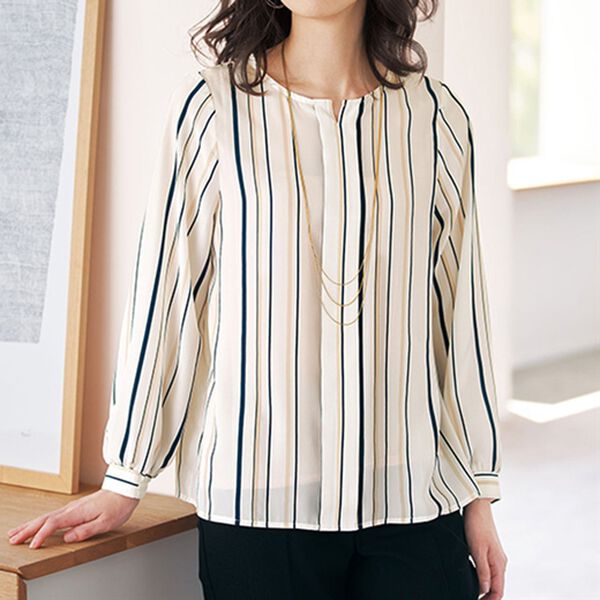 BELLUNA（ベルーナ）の「すぽっと楽ちんプリントブラウス（ブラウス）」｜詳細画像