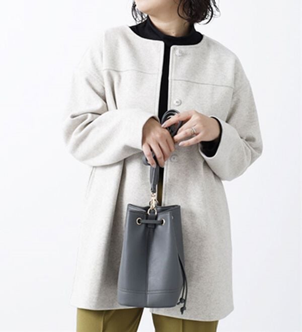 BELLUNA（ベルーナ）の「ウール調素材ノーカラーミドル丈コート（ハーフコート）」｜杢ライトベージュ