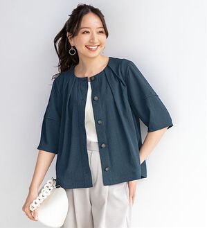 BELLUNA（ベルーナ）の「夏のお出かけに欠かせない！サッカー素材タック使いジャケット（シャツ）」｜ネイビー