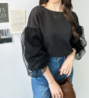 GeeRA（ジーラ）の「チュールボリュームスリーブトップス（カットソー）」｜ブラック