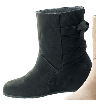 BELLUNA（ベルーナ）の「バックリボンミドル丈インヒールブーツ（ブーツ）」