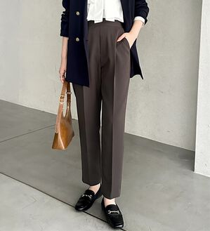 GeeRA（ジーラ）の「美脚きれい魅せ！テーパードパンツ（フルレングスパンツ）」｜チャコール