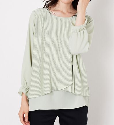 BELLUNA（ベルーナ）の「【Ｌａｇｒｉｌｕａ】プリーツ使いアシメデザインブラウス（ブラウス）」