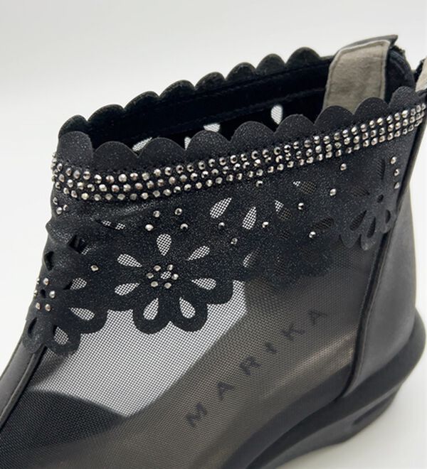 BELLUNA（ベルーナ）の「４Ｅきらめきチュール使いサマーブーツ（ブーツ）」｜詳細画像