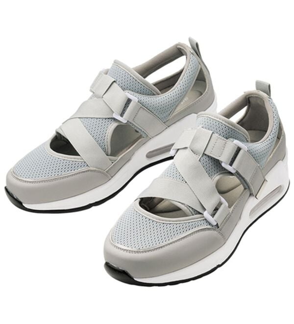 ルフラン（ルフラン）の「４Ｅ涼しげ美脚スニーカーサンダル（スニーカー）」｜ライトグレー