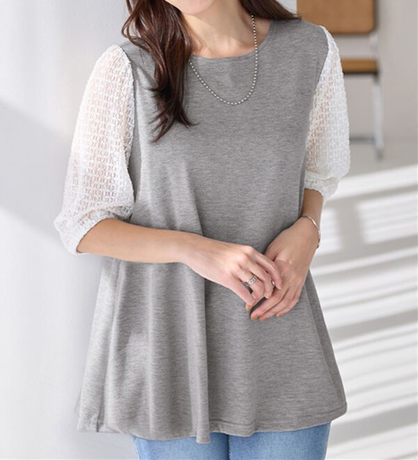 Viola e Viola（ヴィオラ エ ヴィオラ）の「袖レース切替チュニック（チュニック）」｜杢グレー