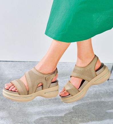 ルフラン（ルフラン）の「ヌーベルヴォーグリラックス　ビジュー付厚底ニットサンダル（サンダル・ミュール）」