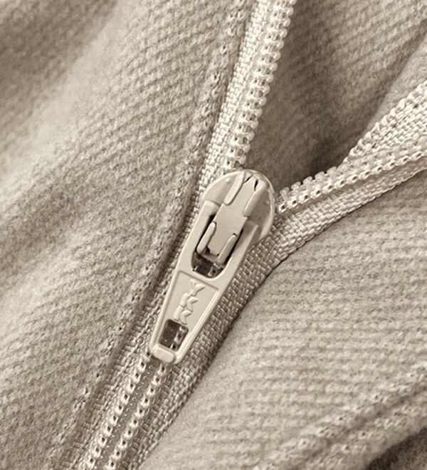 Pierrot（ピエロ）の「カシミヤタッチセミルーズストレートパンツ（フルレングスパンツ）」｜詳細画像