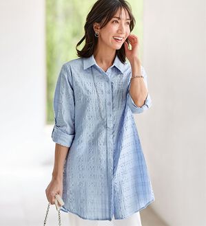 BELLUNA（ベルーナ）の「涼感！サッカー素材シャドーチェックシャツブラウス（シャツ）」｜詳細画像