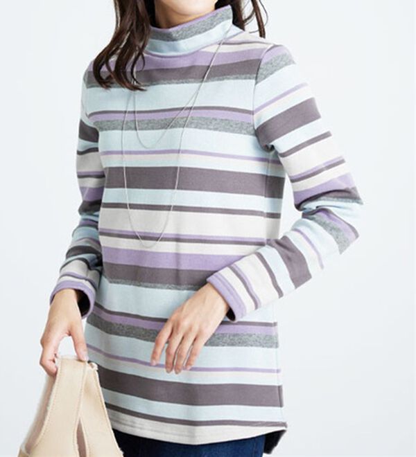 BELLUNA（ベルーナ）の「ふわふわ裏ファーハイネックプルオーバー（カットソー）」｜詳細画像