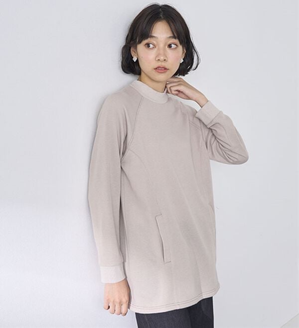 BELLUNA（ベルーナ）の「綿入り素材ラグランデザインポケットトレーナー（トレーナー・スウェット）」｜詳細画像