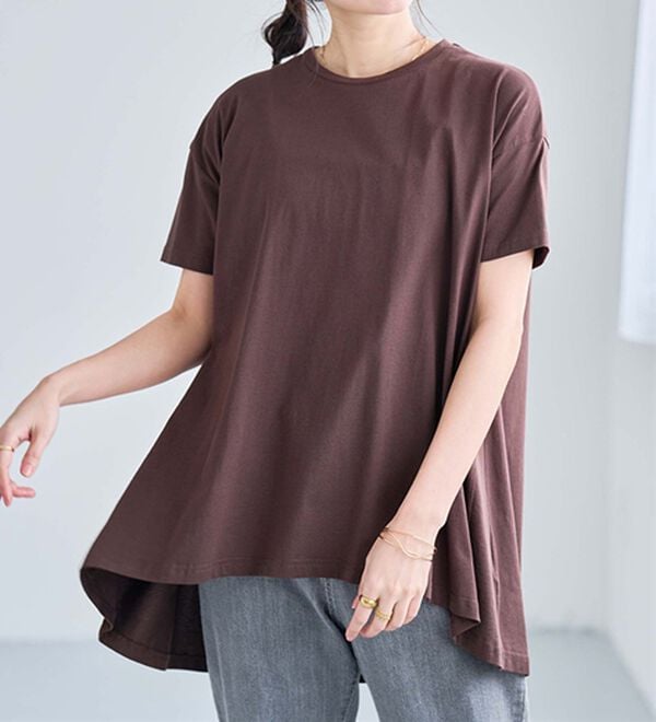 RANAN（ラナン）の「＜ＢＣ＞綿１００％ひんやりフレアーシルエットチュニック（カットソー）」｜ダークブラウン