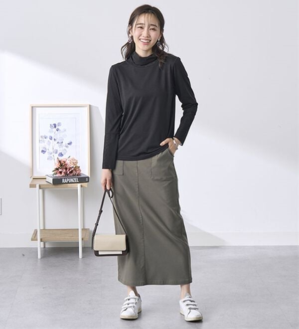 BELLUNA（ベルーナ）の「チュールデザイン首元ゆったりインナー（カットソー）」｜詳細画像