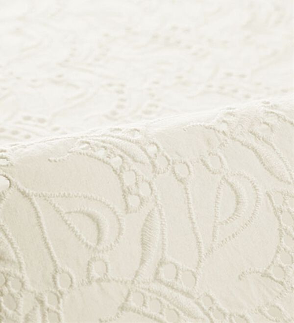 BELLUNA（ベルーナ）の「一枚羽織るだけ！レースボタン使いベスト（ベスト）」｜詳細画像