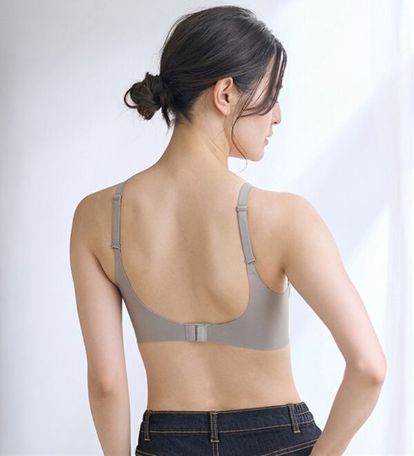 LAVIENNE（ラヴィエンヌ）の「ミセスのためのシームレスブラ（ブラジャー）」｜詳細画像