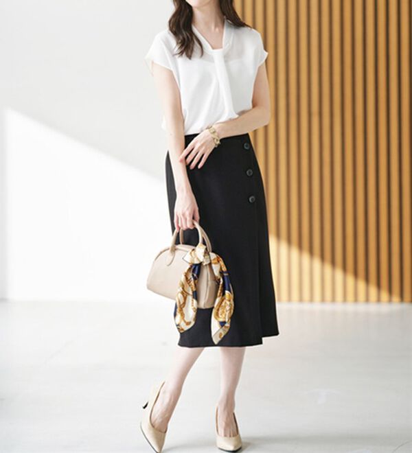 GeeRA（ジーラ）の「【２点】単品使いもできる！ベーシックブラウス＆スカートセットアップ（スカートスーツ）」｜詳細画像