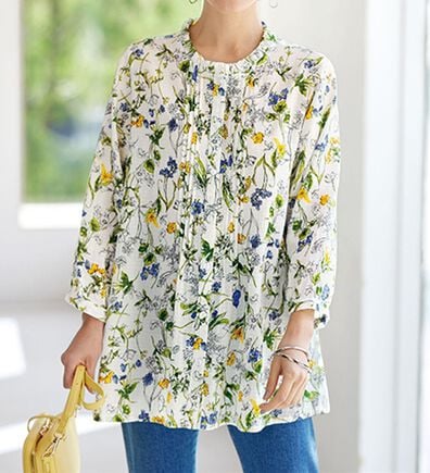 BELLUNA（ベルーナ）の「ナチュラル柄プリントブラウス（ブラウス）」