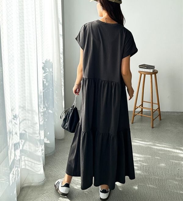 GeeRA（ジーラ）の「ピグメント風ティアードプリントＴシャツワンピース（カットソーワンピース）」｜詳細画像