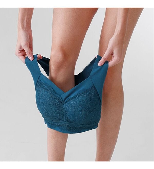 LAVIENNE（ラヴィエンヌ）の「【４色組】楽なママお外に出れる綿混ブラ（ノンワイヤーブラ）」｜詳細画像