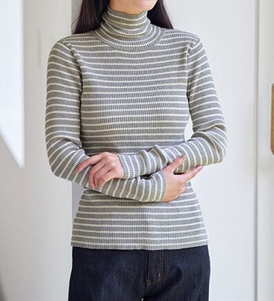 BELLUNA（ベルーナ）の「ハピネスコットン１００％&times;吸湿発熱リブタートルニット＜＆ｃｏｃｏｃｈｉ＞（ニット・セーター）」