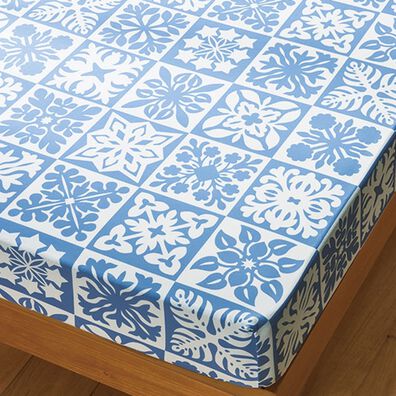 「お部屋が華やぐ、ぐーんと伸びてぴったりフィットシーツ（敷布団カバー・シーツ）」