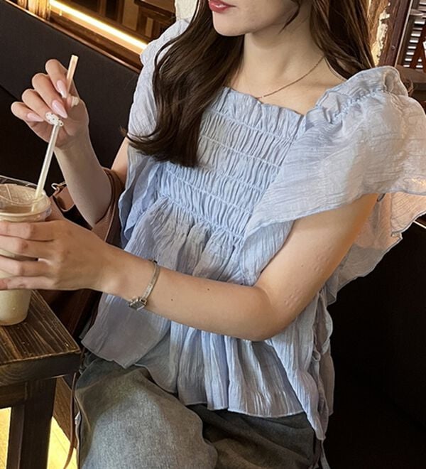 GeeRA（ジーラ）の「フリルシャーリングブラウス（ブラウス）」｜詳細画像