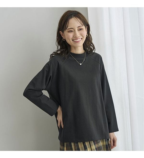 BELLUNA（ベルーナ）の「華奢見せ！しっかり裏毛素材コットン１００％トレーナー（トレーナー・スウェット）」｜詳細画像