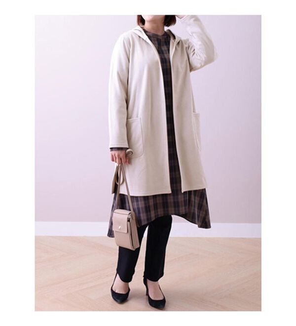 BELLUNA（ベルーナ）の「スエード調素材裏起毛フードカーディガン（ニットカーディガン）」｜詳細画像