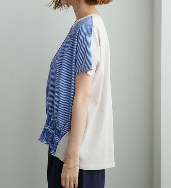 BELLUNA（ベルーナ）の「【ひんやり接触冷感】シャーリング使い異素材切替プルオーバー（カットソー）」｜詳細画像