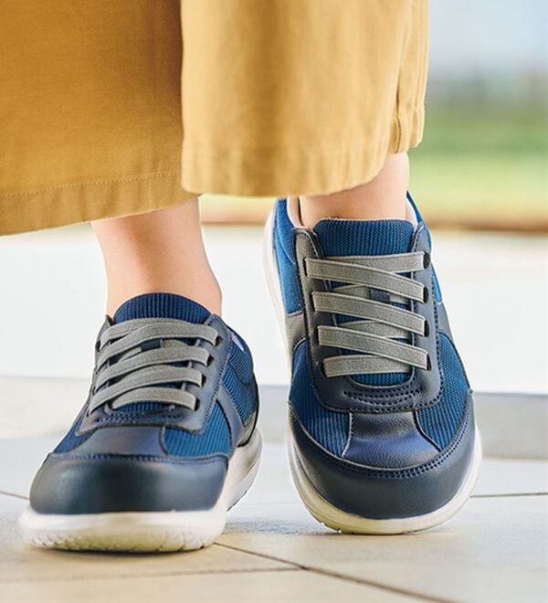 BELLUNA（ベルーナ）の「ゆったり５Ｅ甲ゴムスニーカー（スニーカー）」｜詳細画像