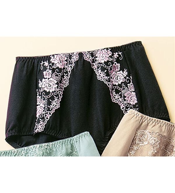 LAVIENNE（ラヴィエンヌ）の「綿９５％のすっぽり華やかショーツ　単品（ショーツ）」｜ノーマルブラック