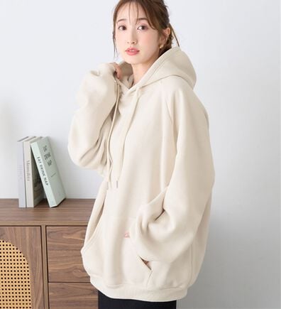 alotta（アロッタ）の「あったか裏起毛パフ袖ゆったりパーカー（パーカー）」