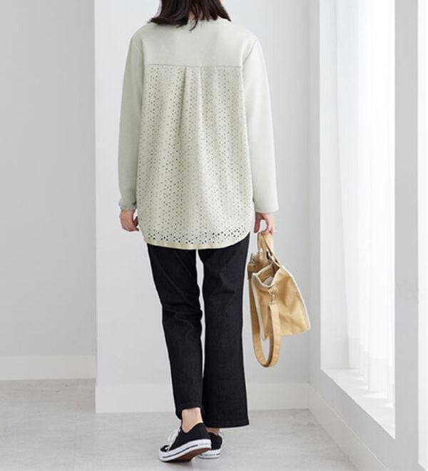 BELLUNA（ベルーナ）の「【Ｌａｇｒｉｌｕａ】バックレース使い上品見えプルオーバー（カットソー）」｜詳細画像