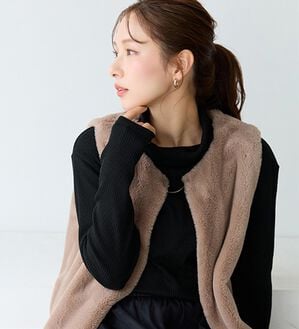 BELLUNA（ベルーナ）の「まるでニット！サラッと軽いリブハイネックプルオーバー（カットソー）」｜黒