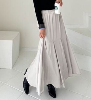 GeeRA（ジーラ）の「切替フレアーロングスカート（ロングスカート）」｜グレージュ