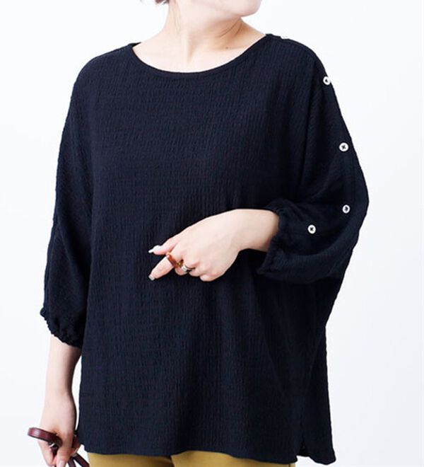 BELLUNA（ベルーナ）の「楊柳素材肩ボタンプルオーバー（カットソー）」｜詳細画像